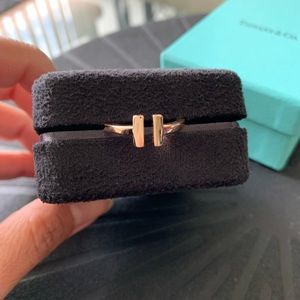 Tiffany & Co. T square 18k ring.